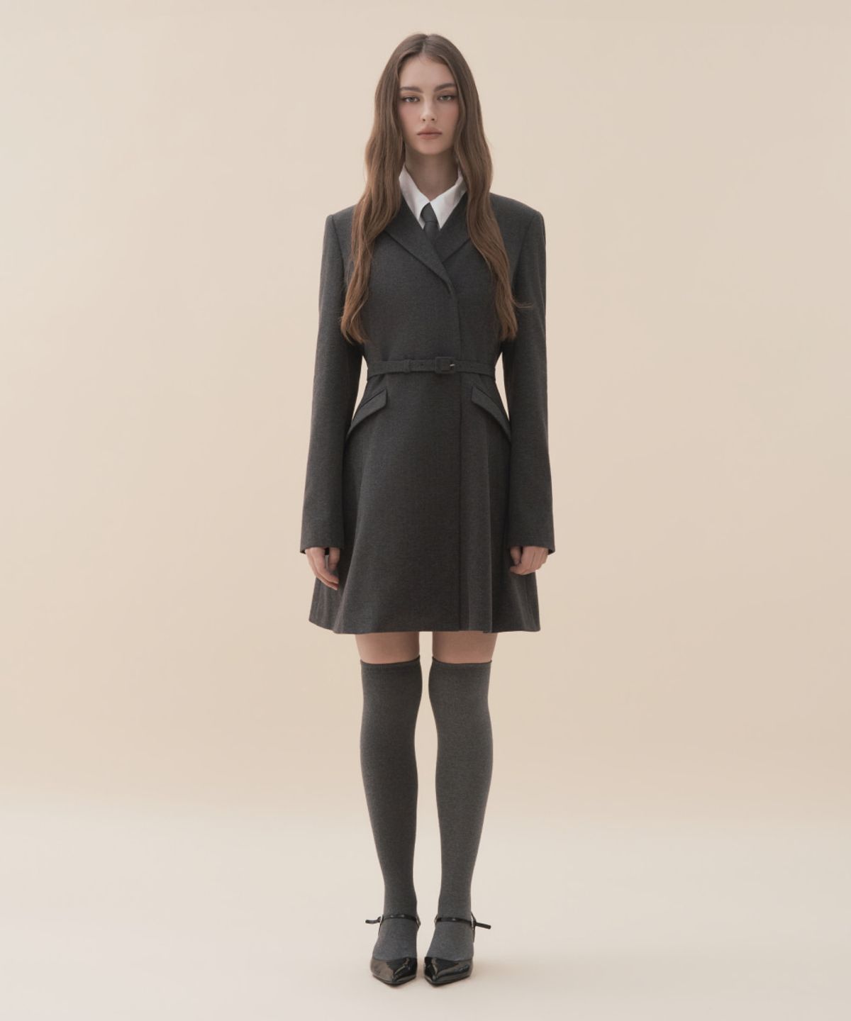 마우솔레움(MAU SOLEUM) Jenn Herringbone Belted Mini Dress - Dark Grey