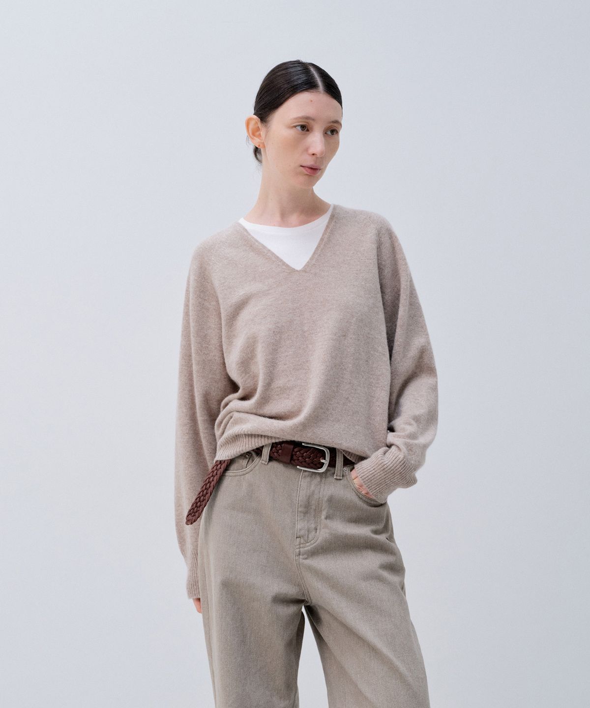 노티아(NOTIA) WHOLE GARMENT V NECK KNIT_NATURAL