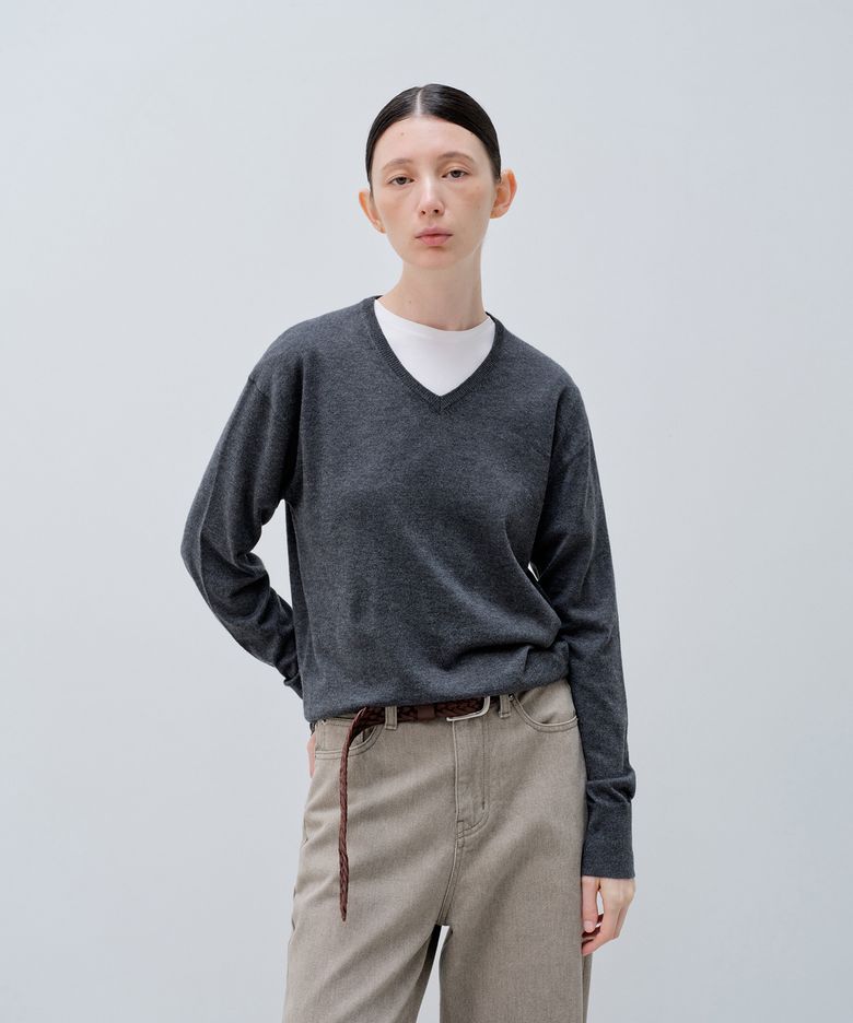 WOOL SILK V NECK KNIT PULLOVER_CHARCOAL