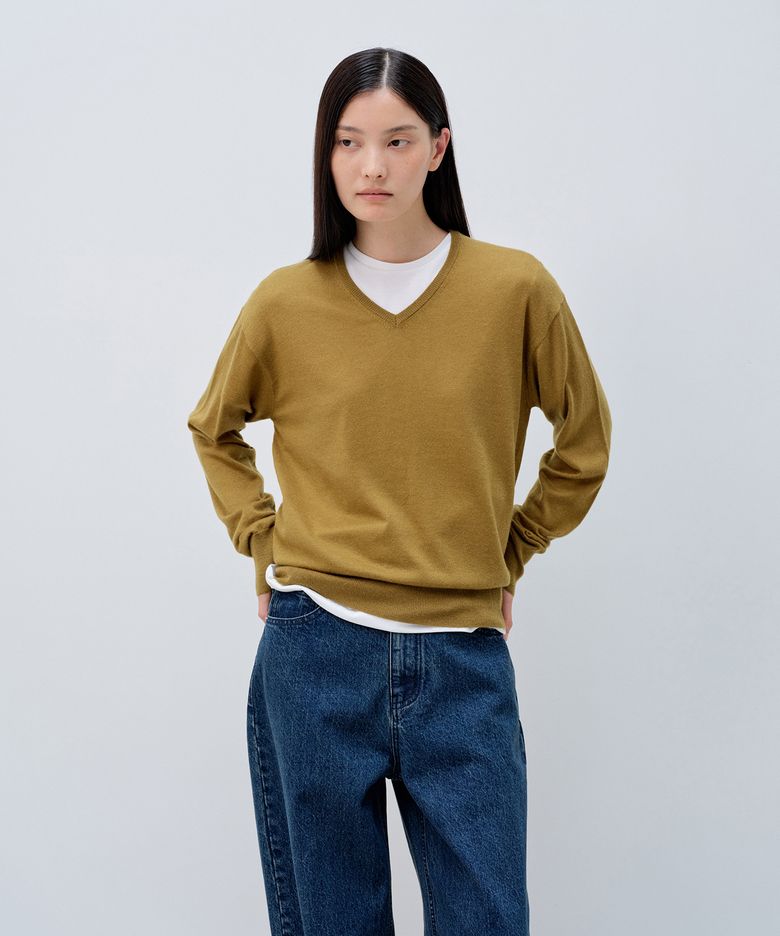 WOOL SILK V NECK KNIT PULLOVER_OLIVE
