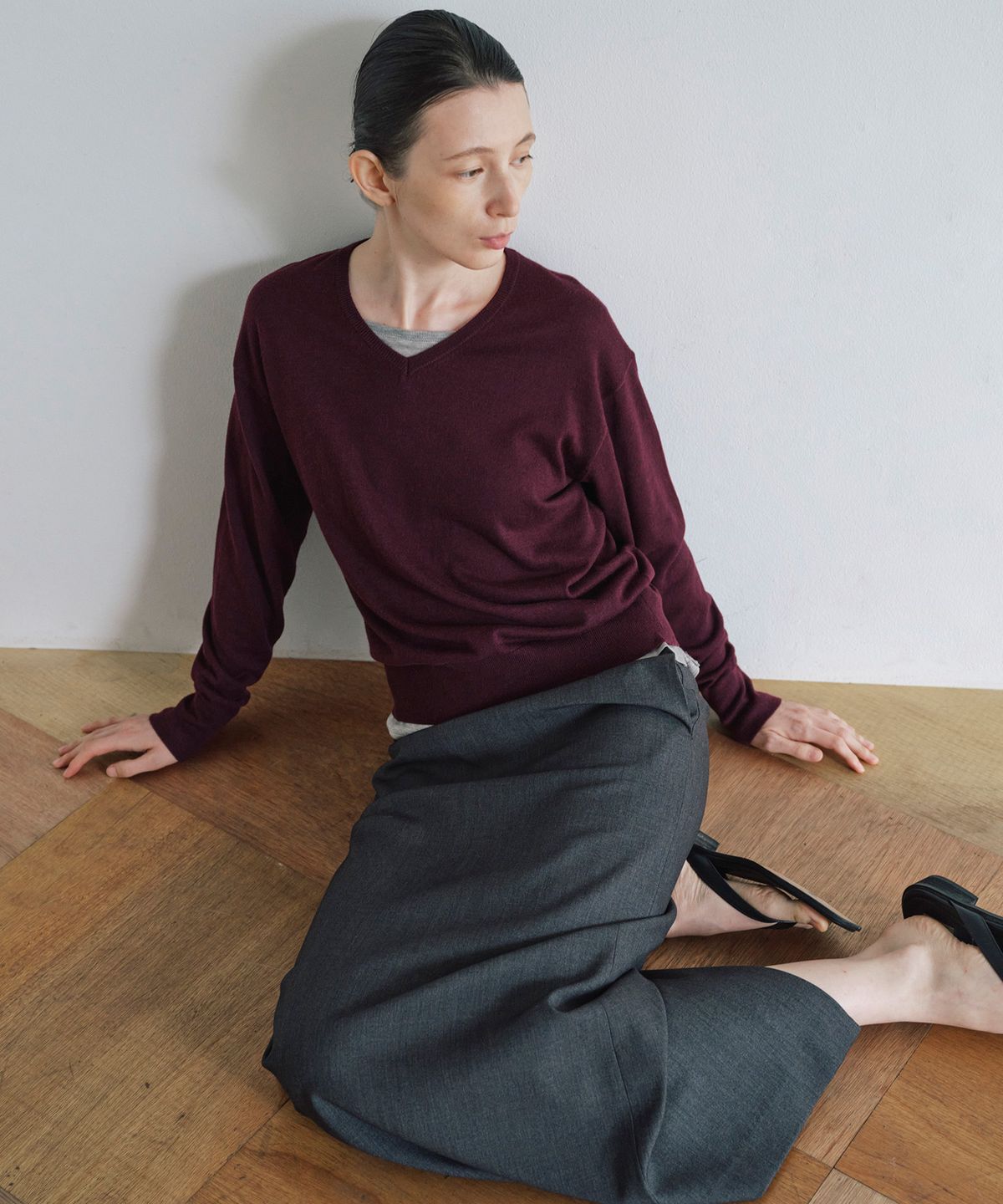 노티아(NOTIA) WOOL SILK V NECK KNIT PULLOVER_PLUM