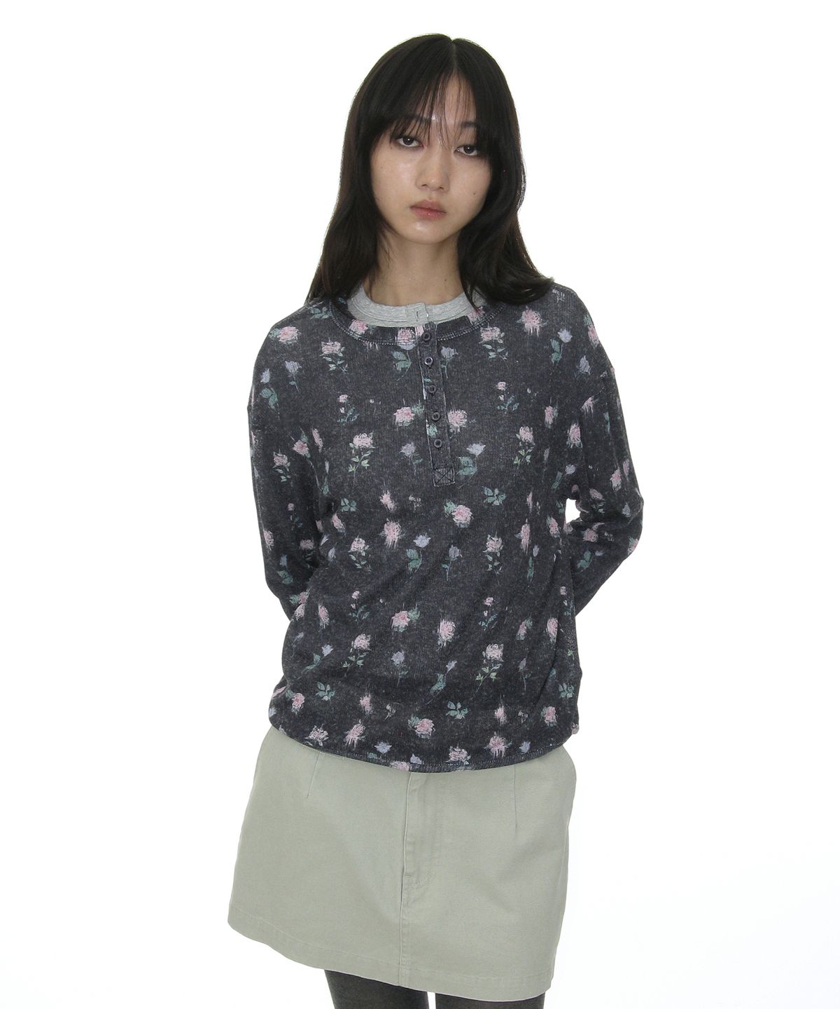 파르티멘토 우먼(PARTIMENTO WOMEN) 헨리넥 롱슬리브 탑_블랙