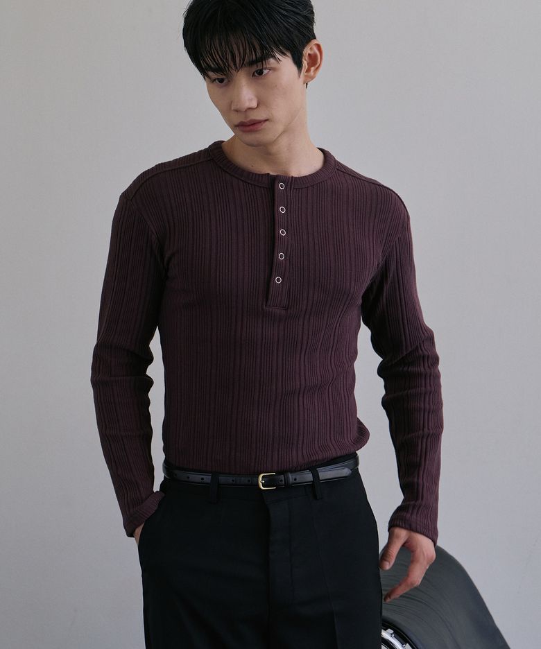 Structured ribbed henley knit sleeves (Burgundy)