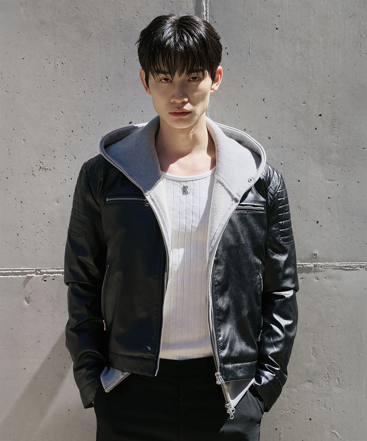 로랑서울(LAURANTSEOUL) Biker patch crop leather jacket(Black)