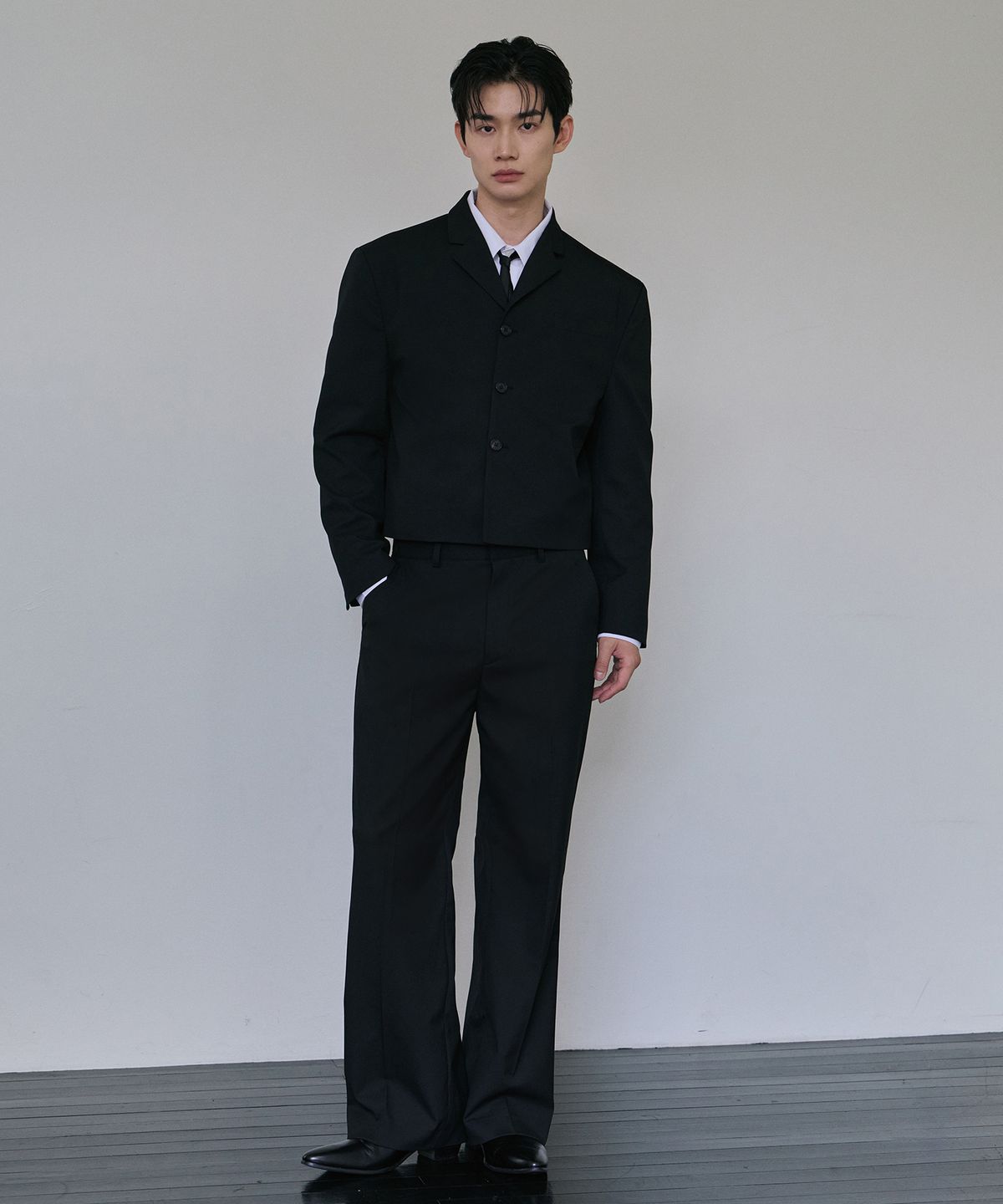 로랑서울(LAURANTSEOUL) Tailored flare slacks(Black)