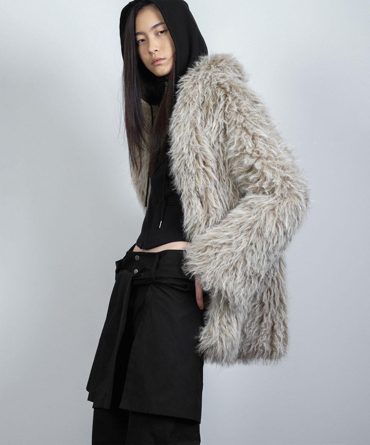 나체(NACHE) REVERSIBLE FAUX FUR LEATHER COAT BLACK