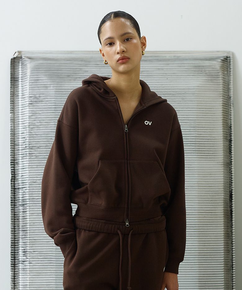 (W)OV LOGO CROP ZIP UP SWEAT HOODIE (BROWN)