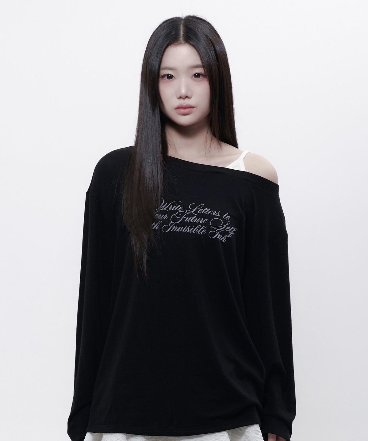 알키알카(ALKI ALKA) Cami Layered Lettering Tee (Black)_ALKAS01556