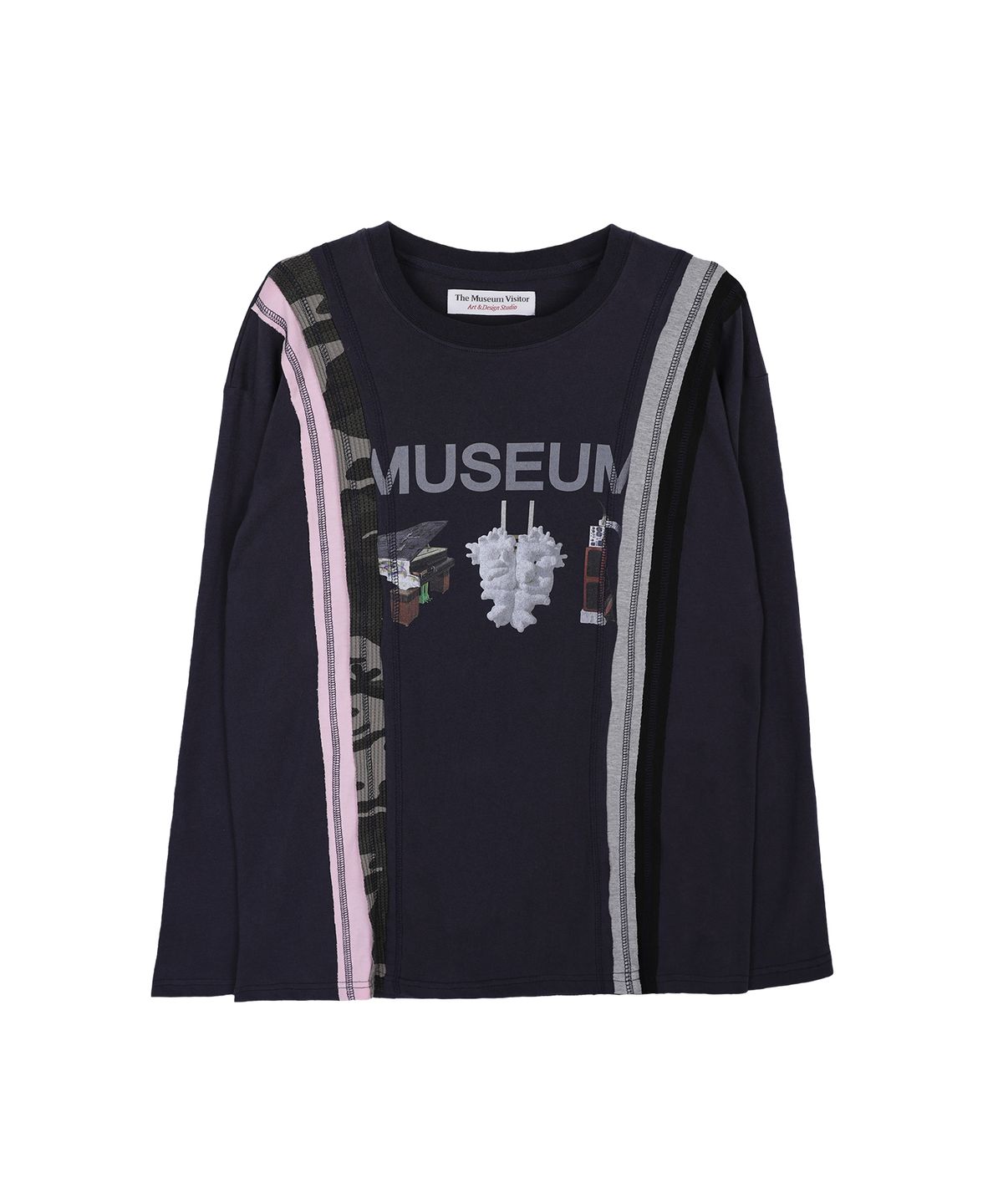 더뮤지엄비지터(THEMUSEUMVISITOR) EXHIBITION MULTI PANEL LONG SLEEVE (NAVY)