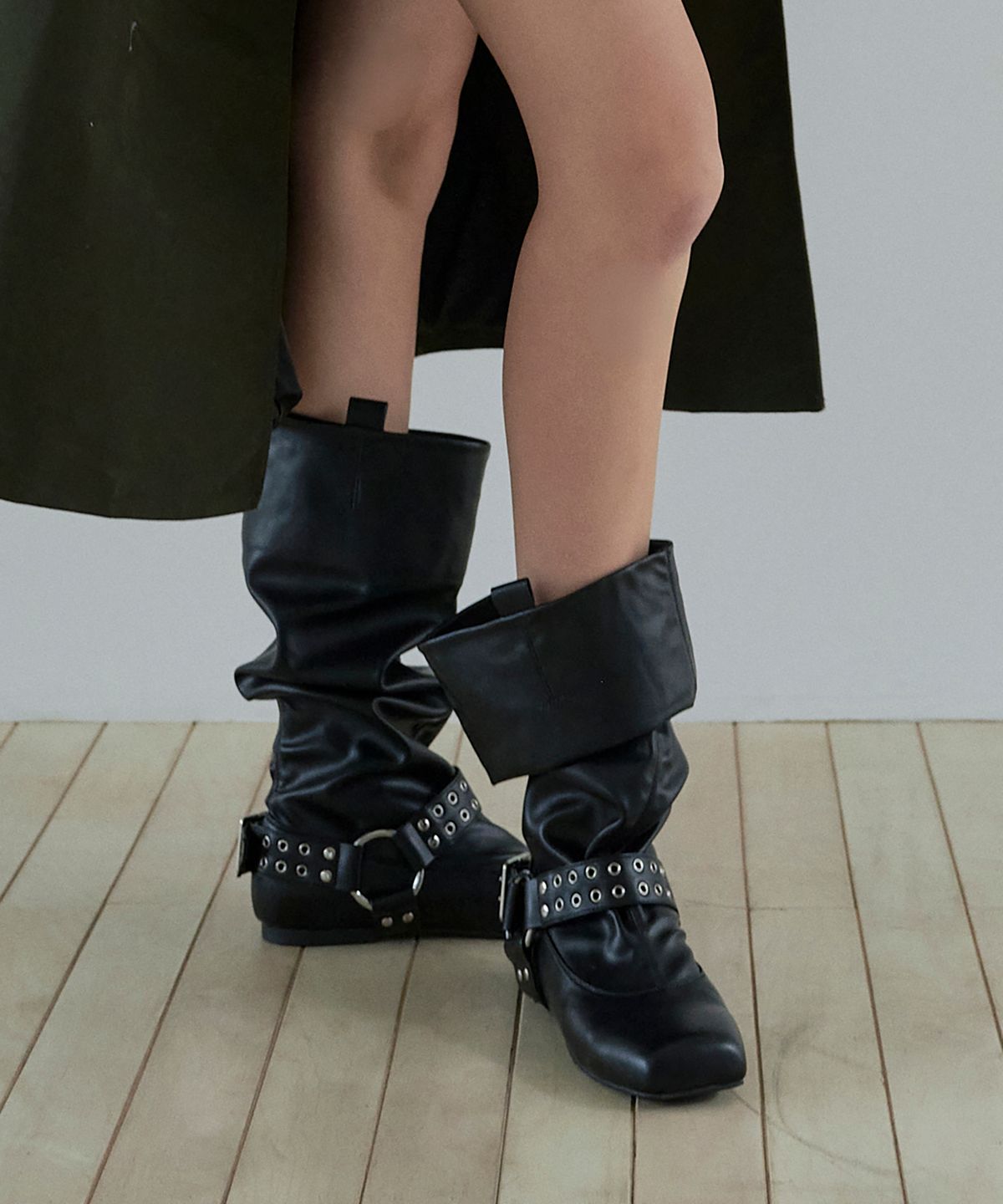 메티에(METIER) me1034 harness slouch stud long boots 하네스 슬라우치 롱부츠