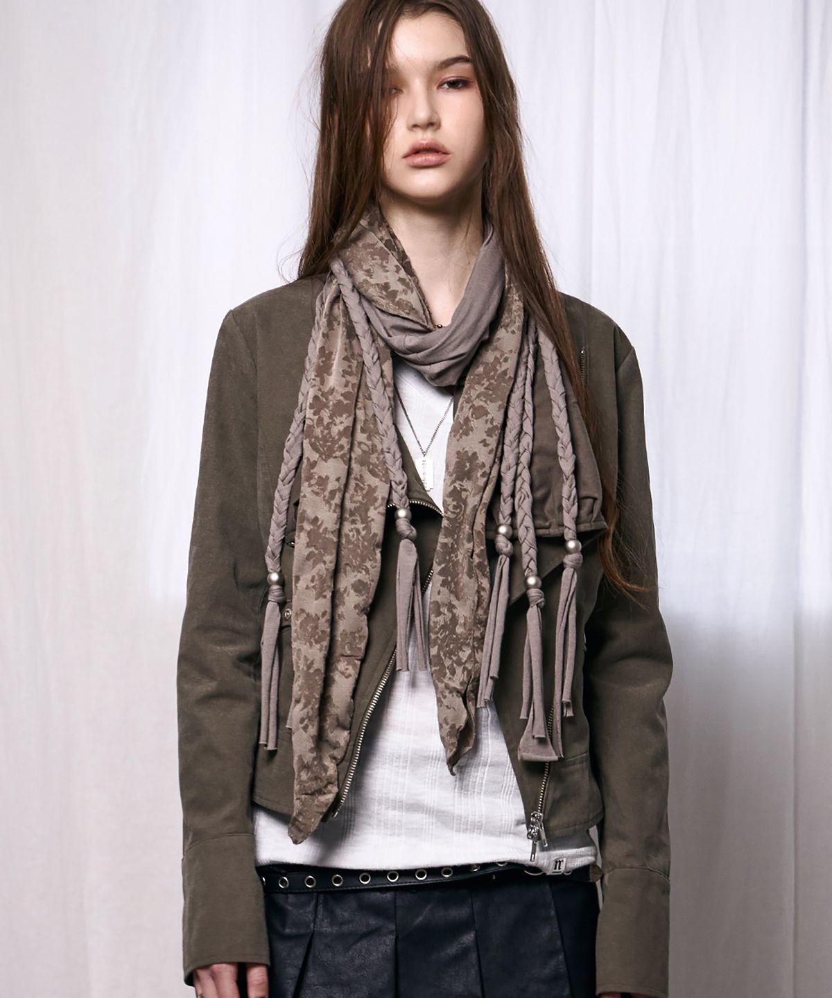 낫노잉(NOTKNOWING) Grunge Braided Scarf (SAND BROWN)