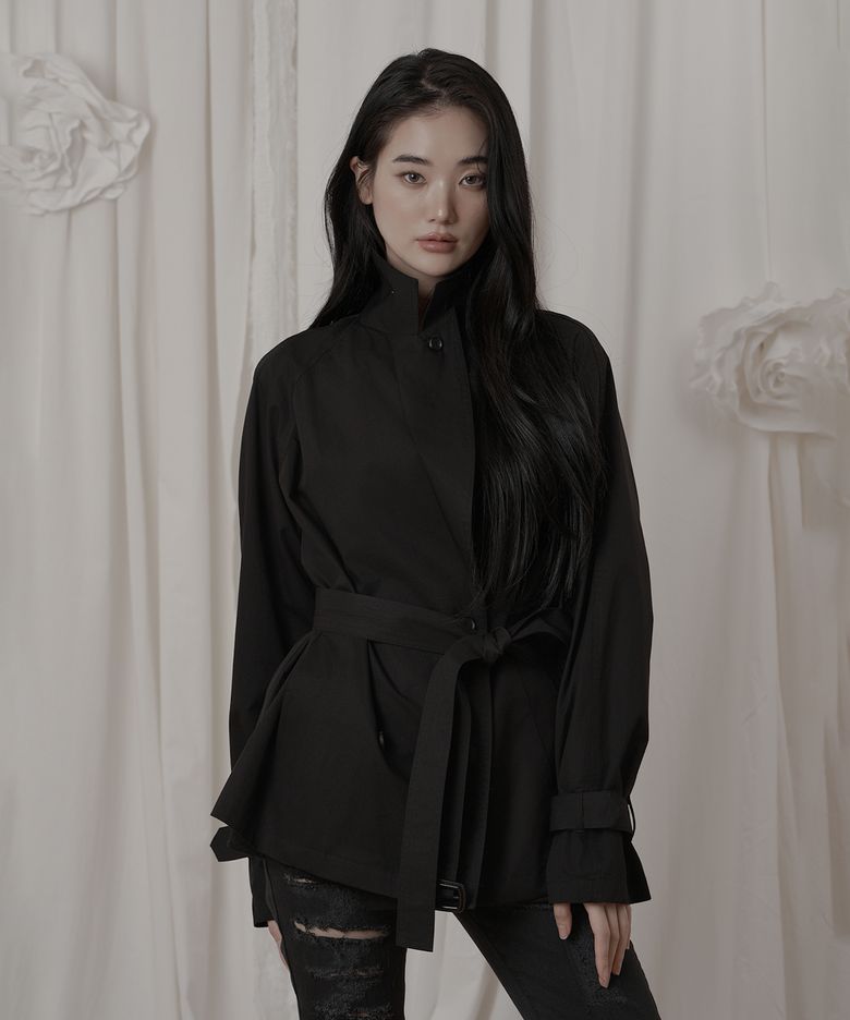 Black Shirring half trench coat