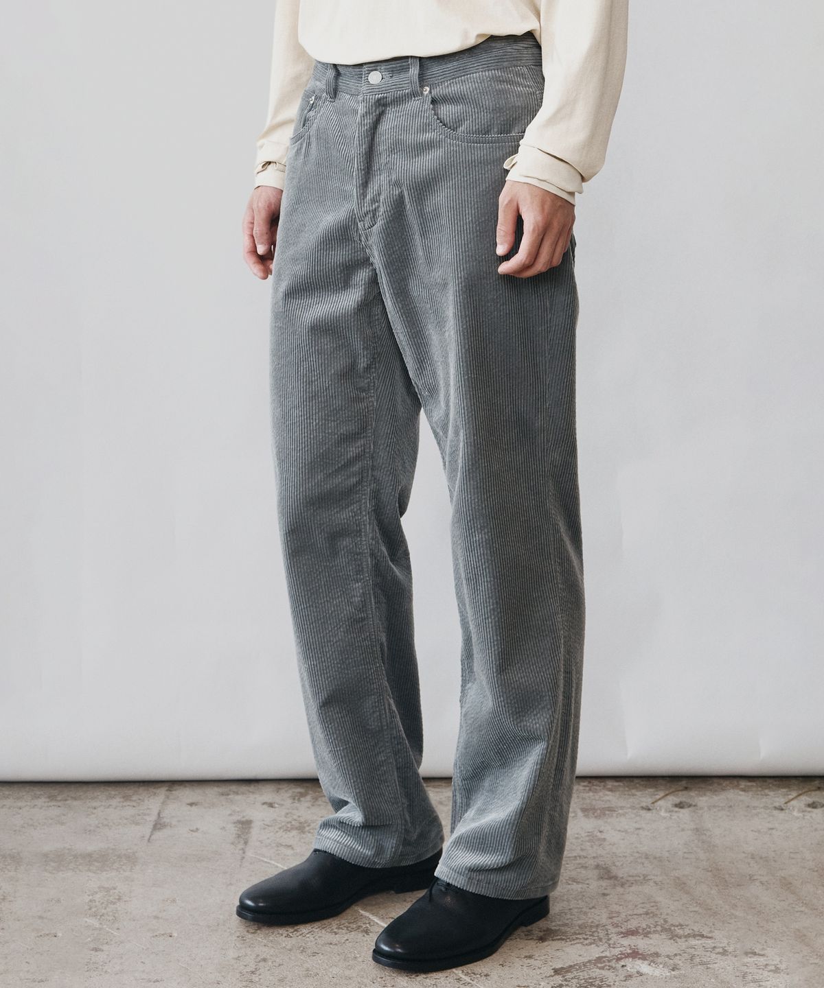 유스(YOUTH) Corduroy 5P Straight Pants - Light Grey