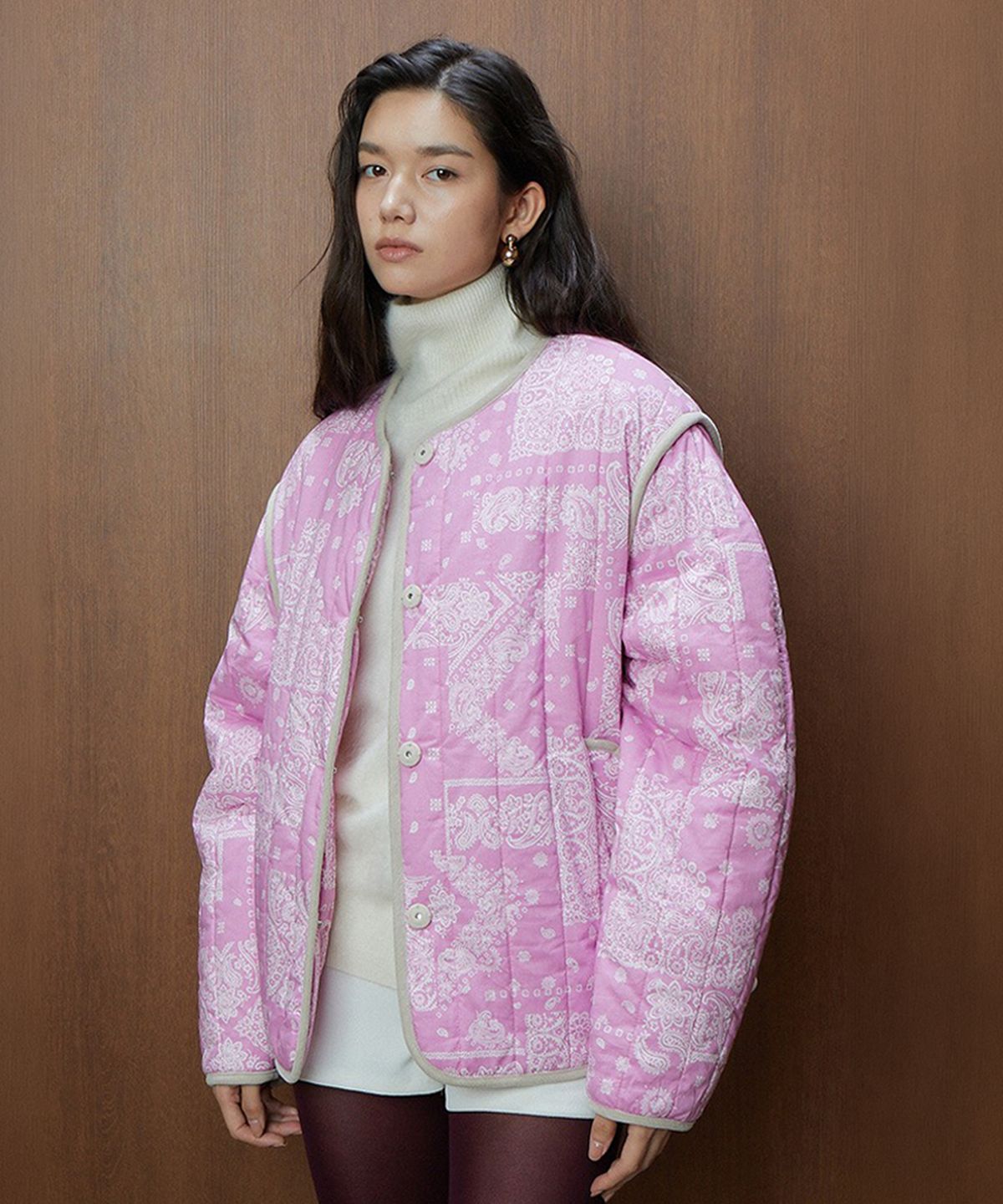 바니스뉴욕(BARNEYS NEWYORK) 26FW 패턴 점퍼 라즈베리