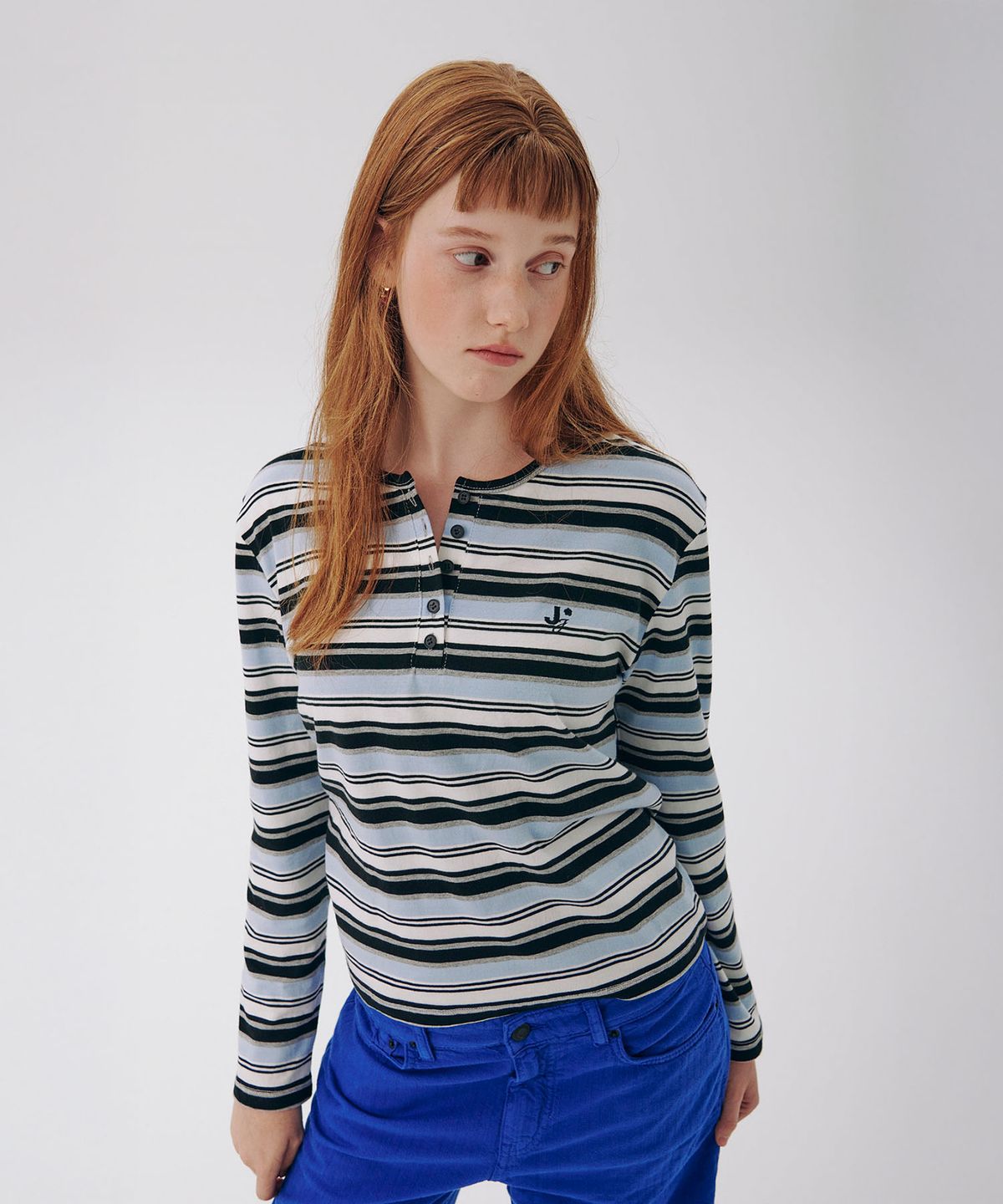 준준스페이스(JUNEJUNE SPACE) Stripe Henley Neck Tee_Sky Blue