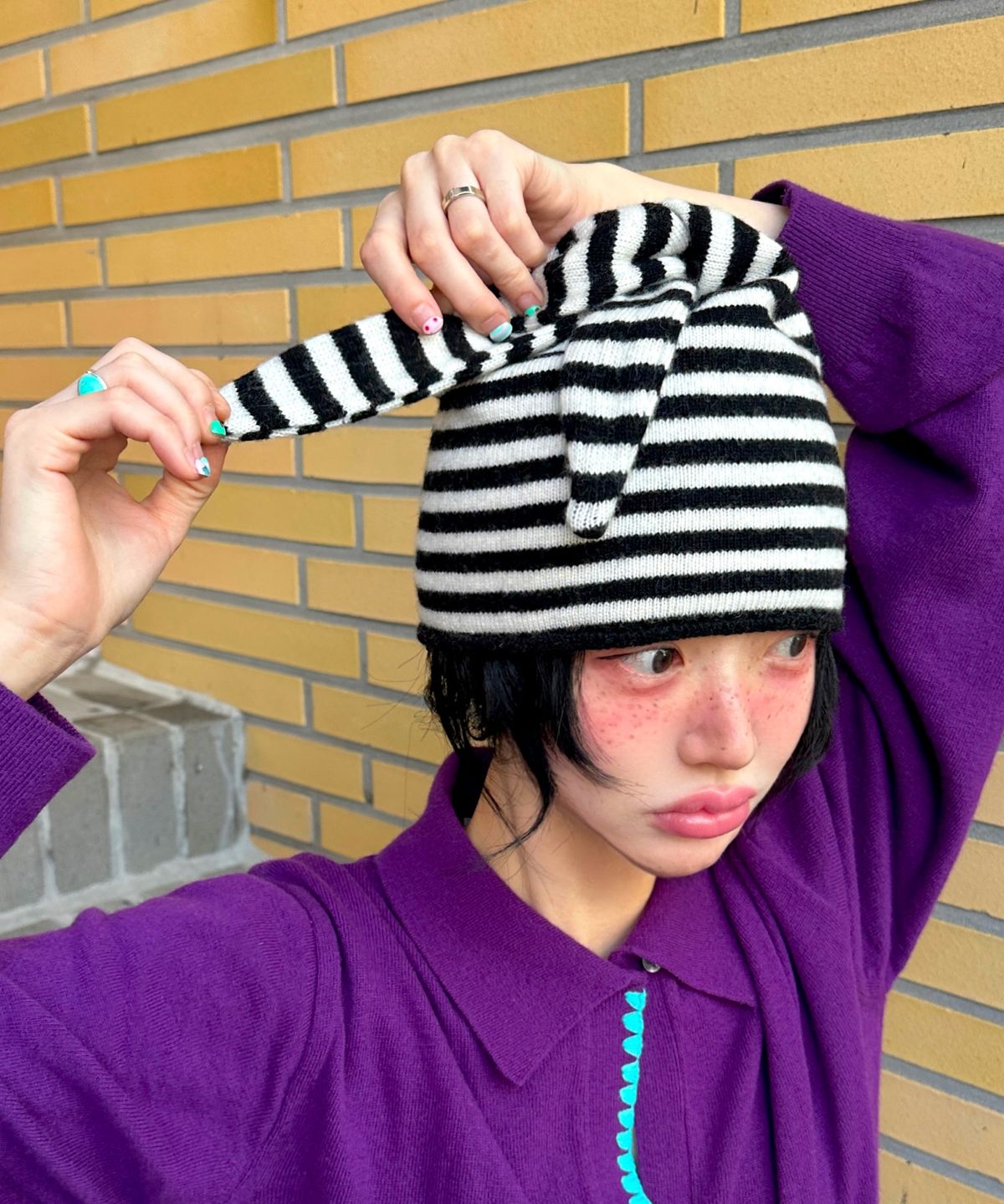 키코지(KIKOZY) Tie Loop Beanie_Black Stripe