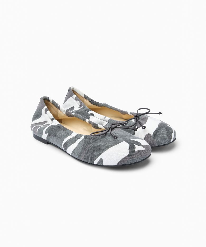 BUN BALLERINA FLATS WHITE CAMO
