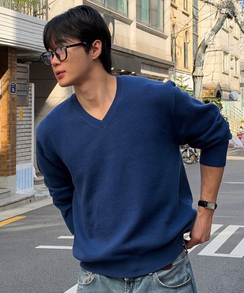 [성진 PICK] [COUTURE]울 혼방 브이넥 세미 오버핏 니트 - 2color