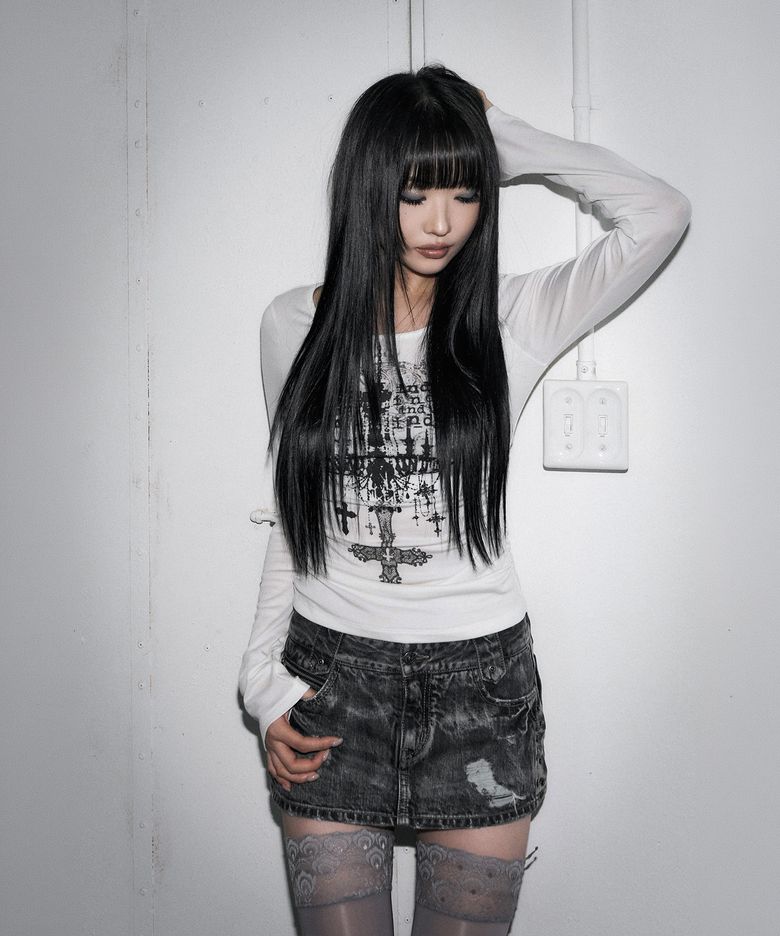 DISTRESSED EYELET SKIRT PANTS BLACK