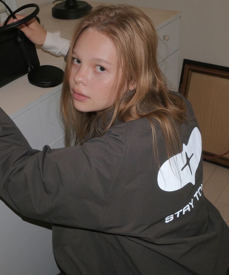 Reflective t-heart nylon jacket (charcoal)