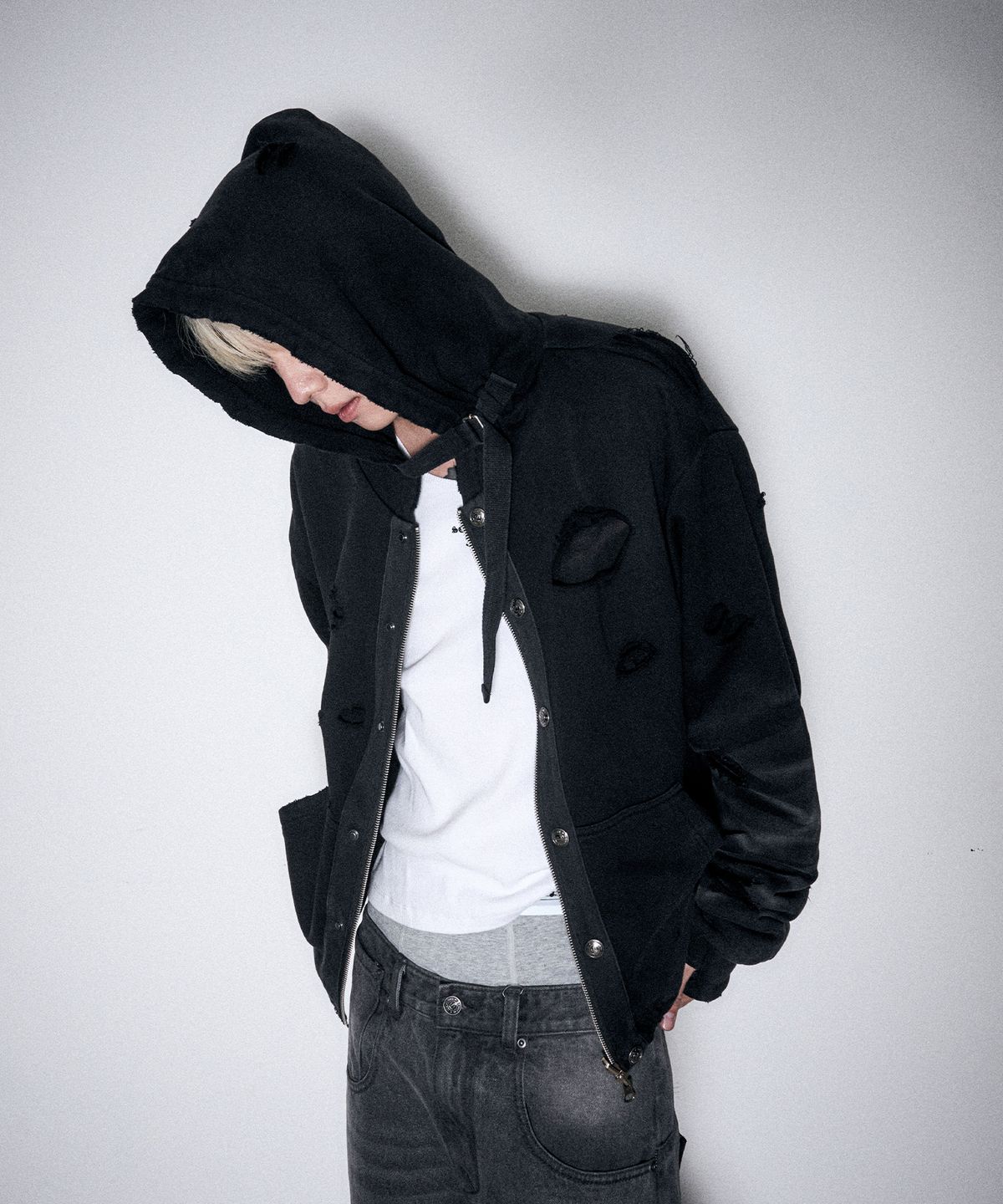스키즘 인듀싱(SCHISM INDUCING) 2 LAYER REVERSIBLE ZIP HOODIE BLACK