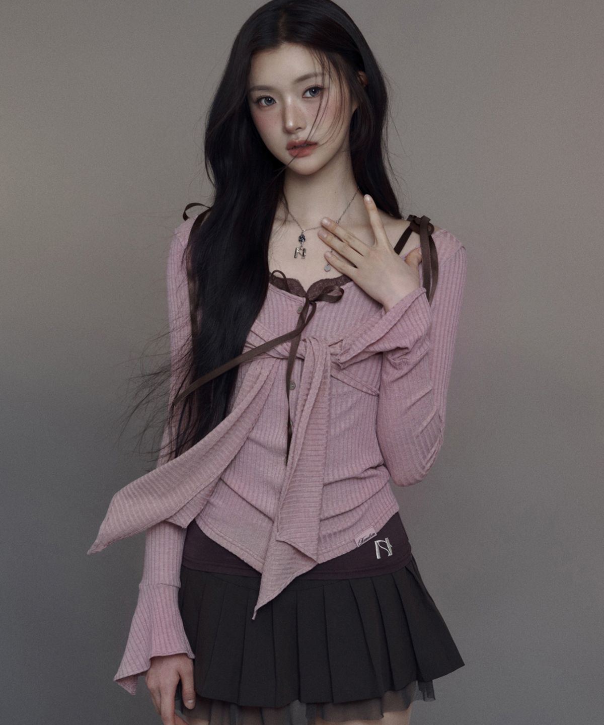 뉴얼린(NEWALRIN) Darling Twist Button Blouse(6colors)