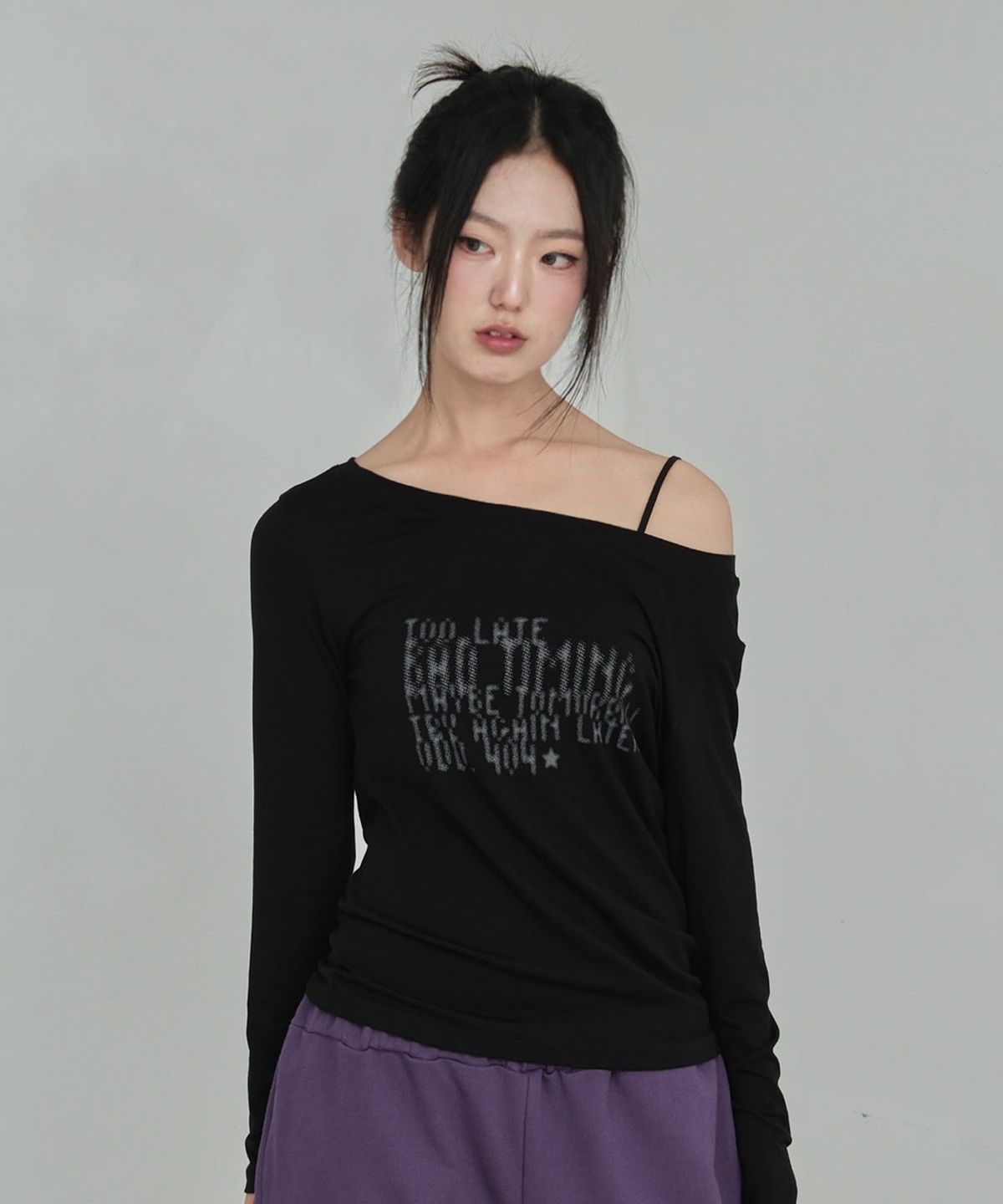 오드민(ODDMIN) Pixel Lettering Slim Tee (black)
