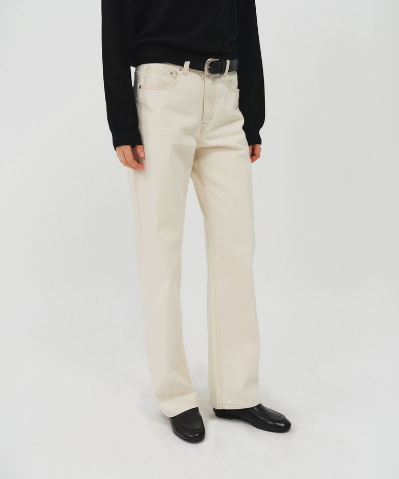 101 에센셜 컬러 스트레이트 데님 팬츠_아이보리 / 101 ESSENTIAL COLOR STRAIGHT DENIM PANTS_IVORY