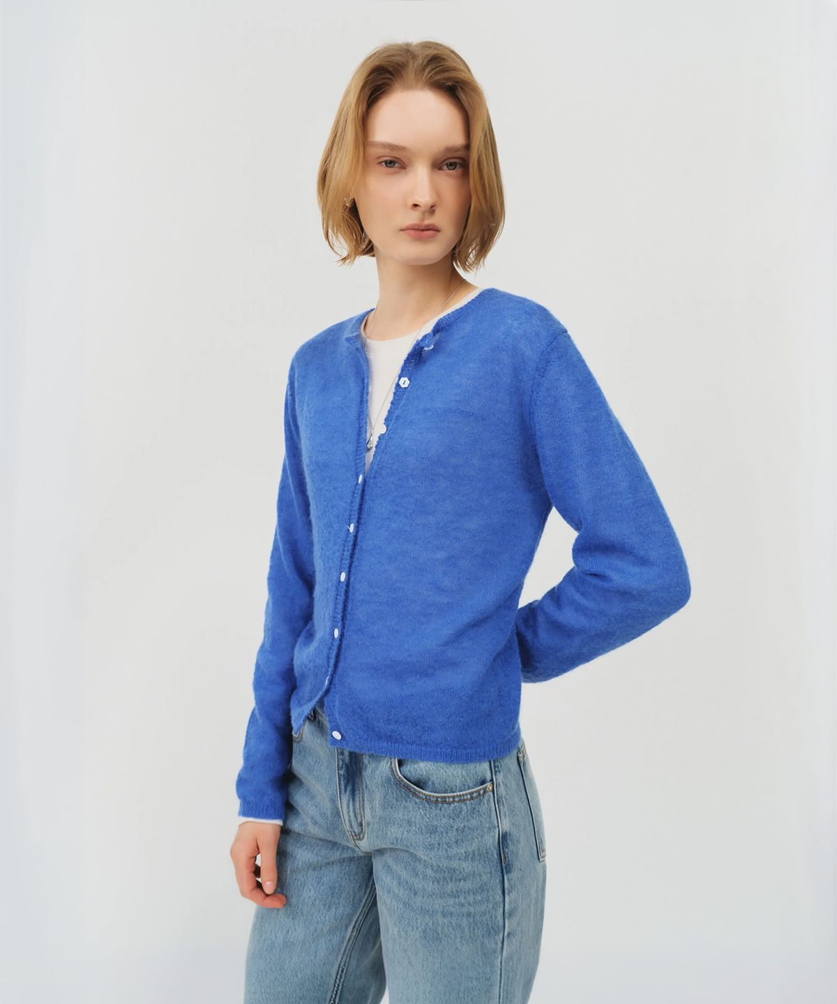 룩캐스트(LOOKAST) 쉘 버튼 모헤어 시어 가디건_블루 / SHELL BUTTON MOHAIR SHEER CARDIGAN_BLUE