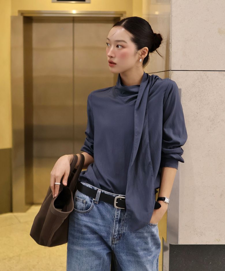 스카프 카울 넥 블라우스_네이비 / SCARF COWL NECK BLOUSE_NAVY