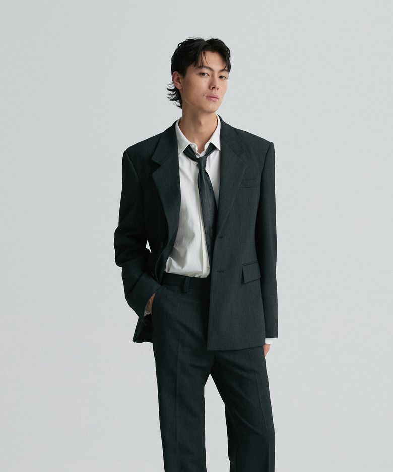 STANDARD TAILORED BLAZER CHARCOAL