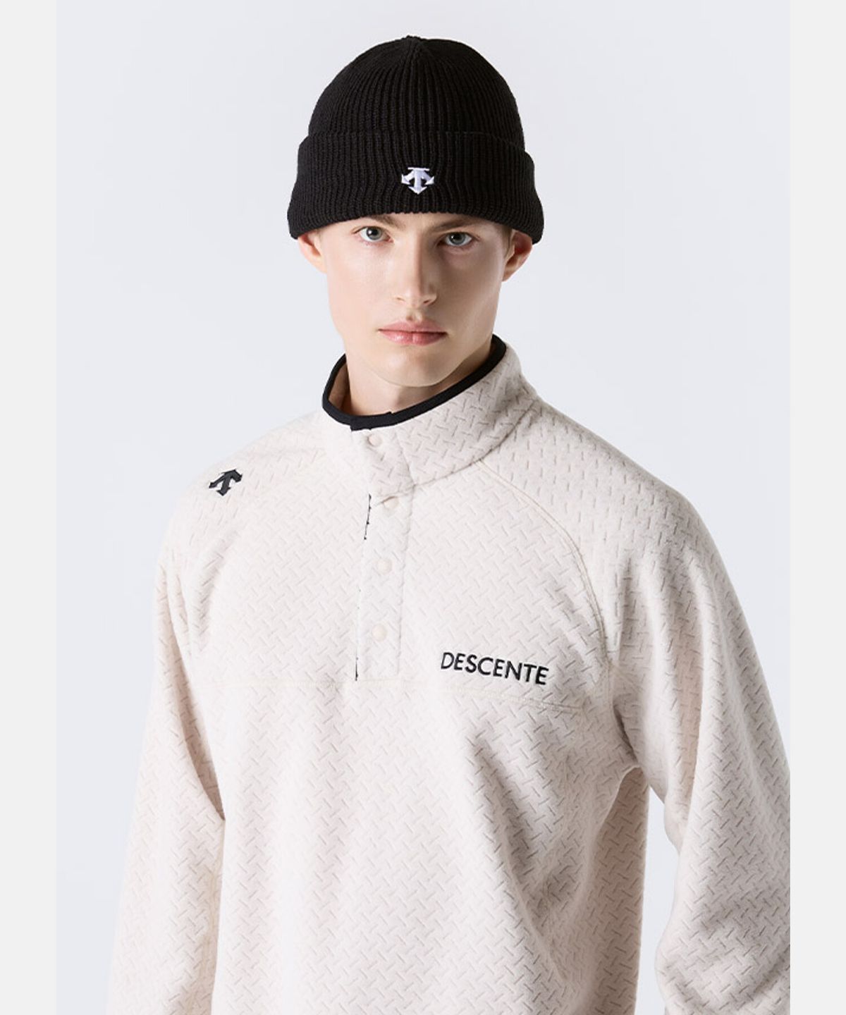 데상트(DESCENTE) 스피릿 로고 비니 블랙 SR323UKC91