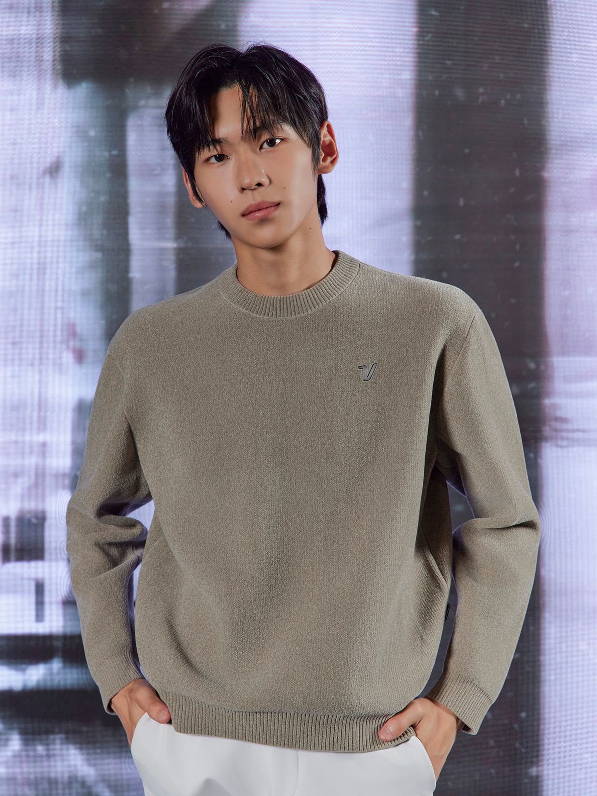볼빅 골프웨어(VOLVIK GOLFWEAR) ON : 남성 셔닐사 JQD 라운드 풀오버 VOKTQ992_DB