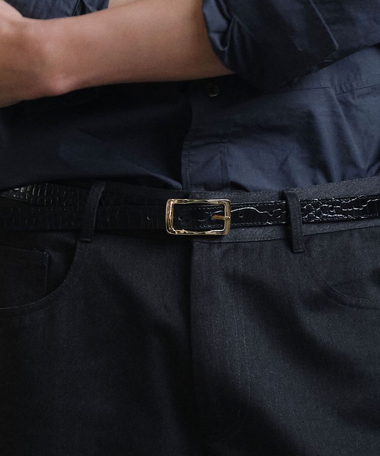 SIGNATURE CROCO EMBOSSED COWHIDE BELT (BLACK)