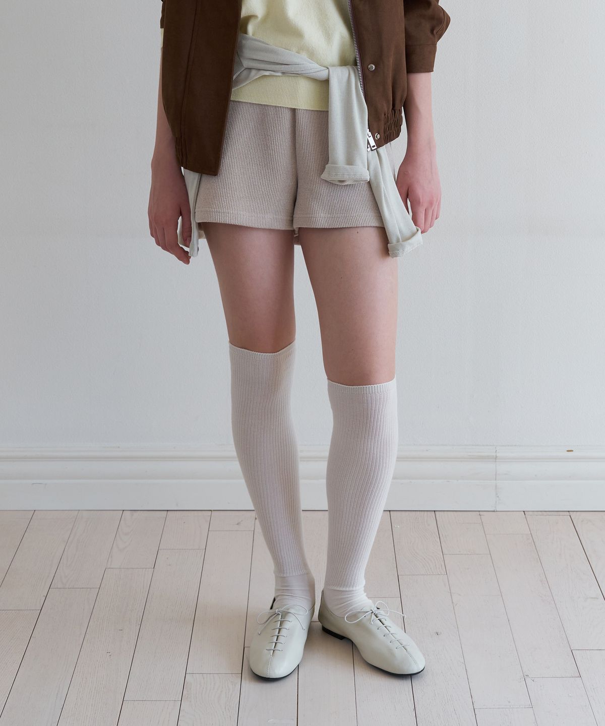 톤드(TONED) Woolly shorts (beige)