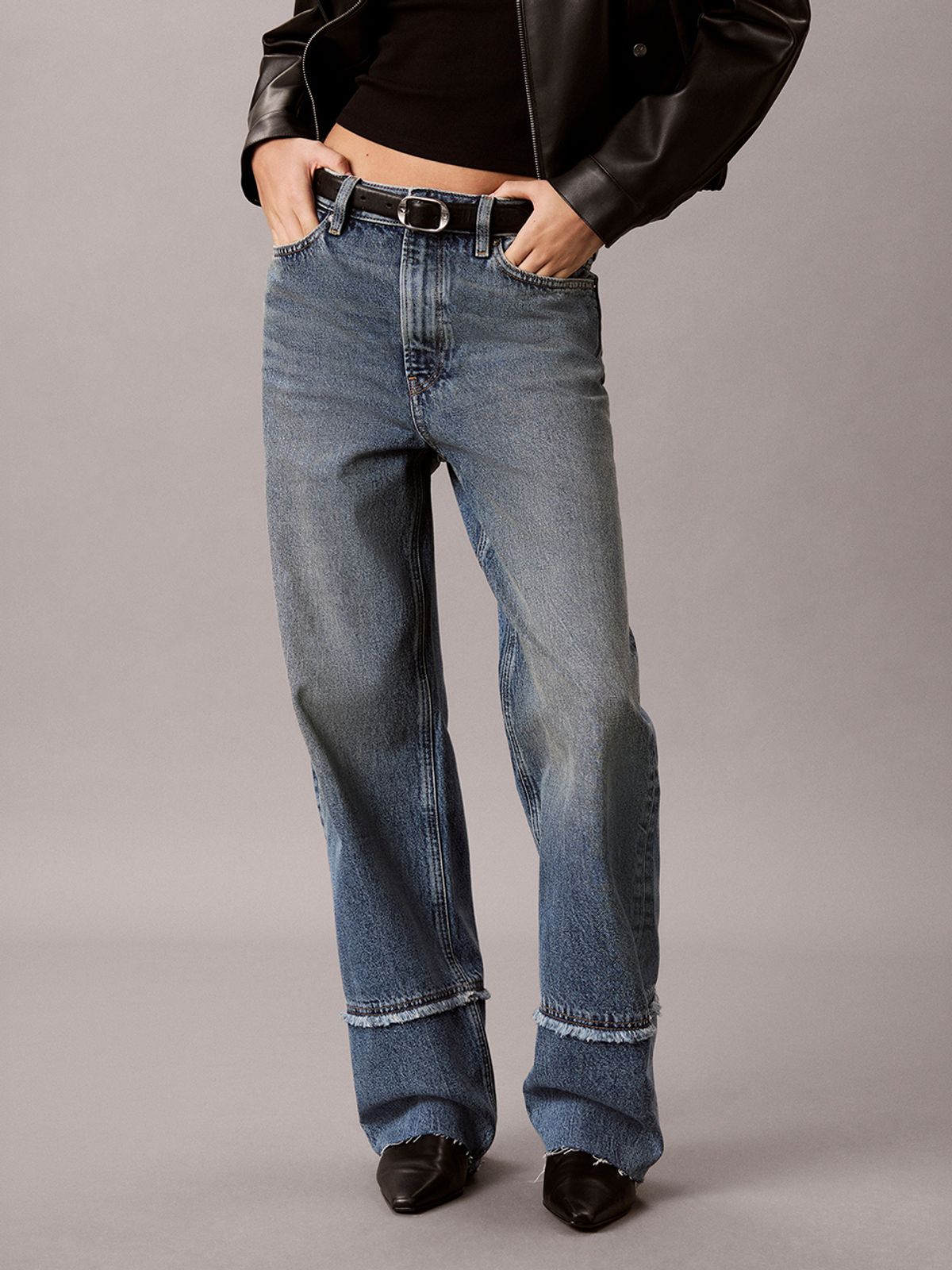 캘빈클라인 진(CALVIN KLEIN JEANS) 여성 하이라이즈 루즈 로우 헴 데님 47J725G 0UZ