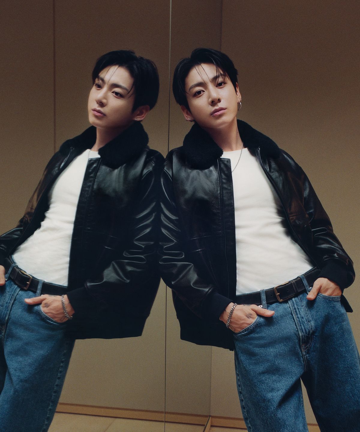 캘빈클라인 진(CALVIN KLEIN JEANS) 페이크 레더 셰르파 봄버 자켓 4RH402G UB1