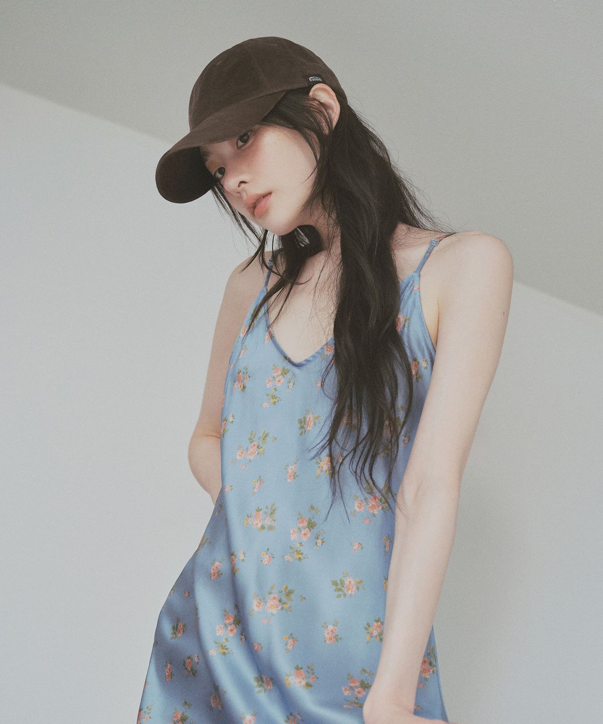 이미스(EMIS) EMIS TAG VELVET BALL CAP-BROWN
