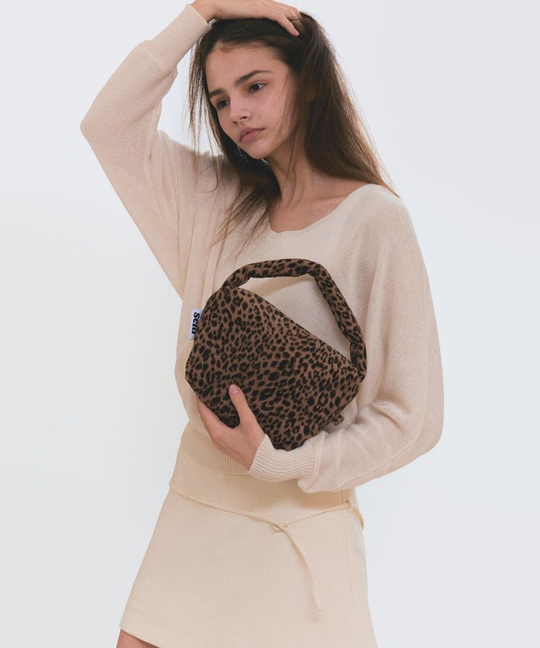 Leopard Corduroy Pouch Bag (Brown)