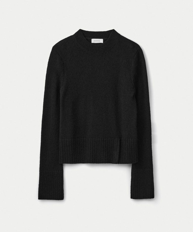 Baby alpaca button hem pullover_Black