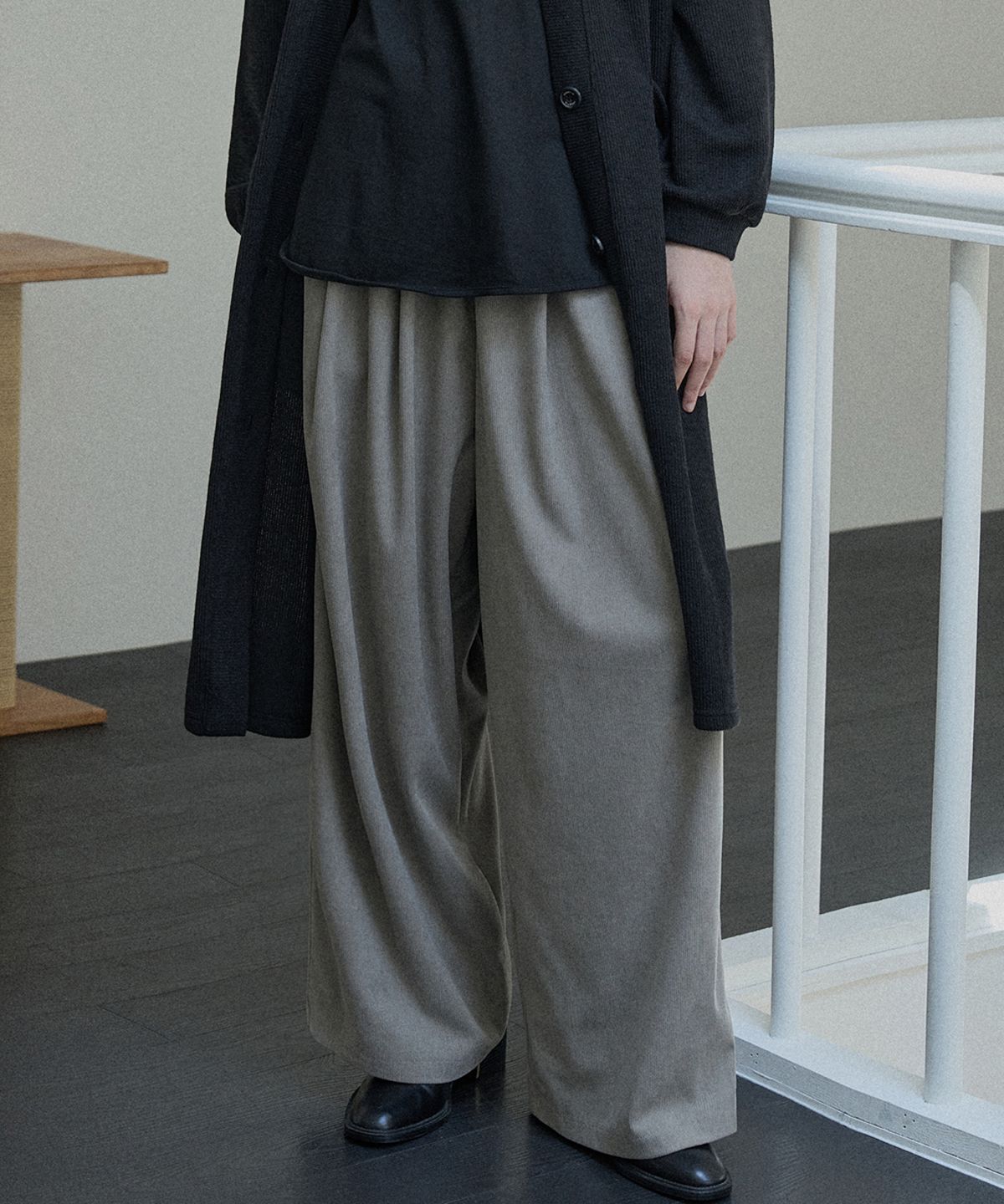 아방(AVANT-G) Corduroy Banding Wide Pants - MOCHA