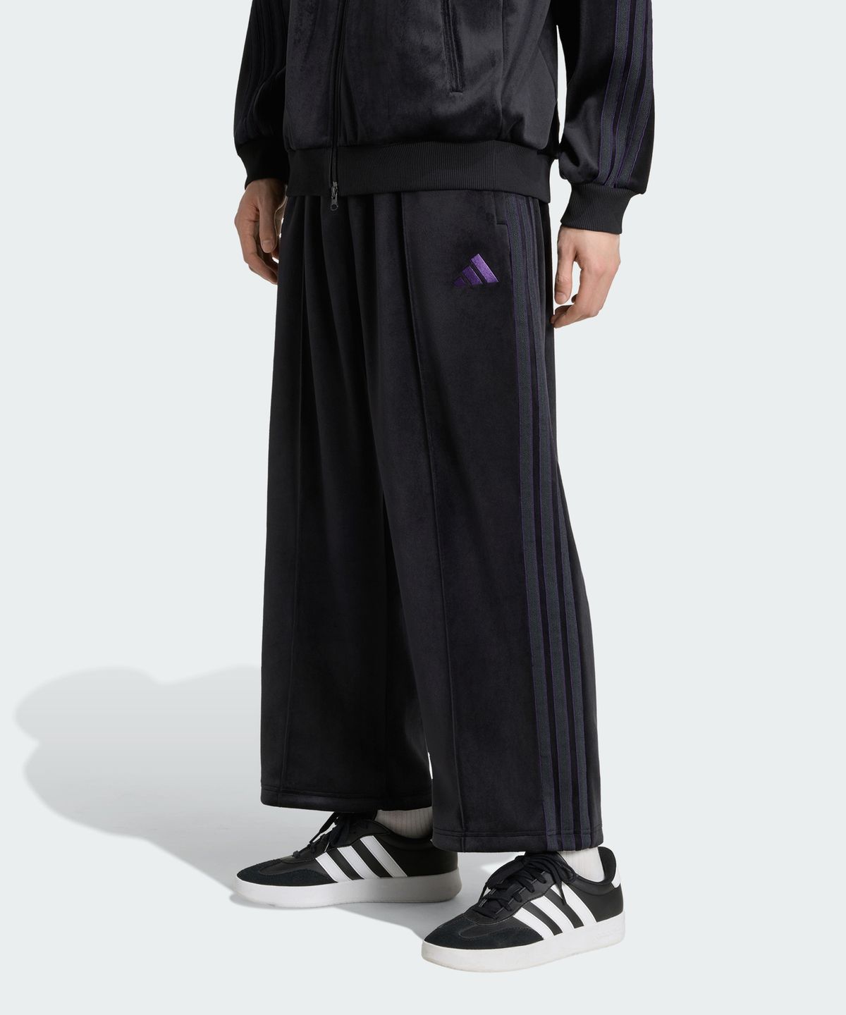 아디다스(ADIDAS) 스타디움 루즈 핏 벨루어 풀렝스 오픈 헴 트랙 팬츠 KV5901
