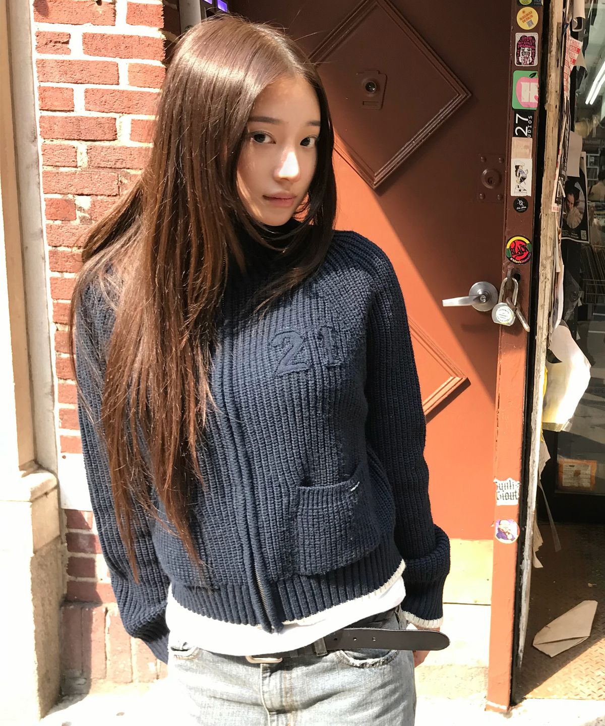 썸웨어버터(SOMEWHEREBUTTER) Record 21 Knit Zip-Up - Vintage Navy
