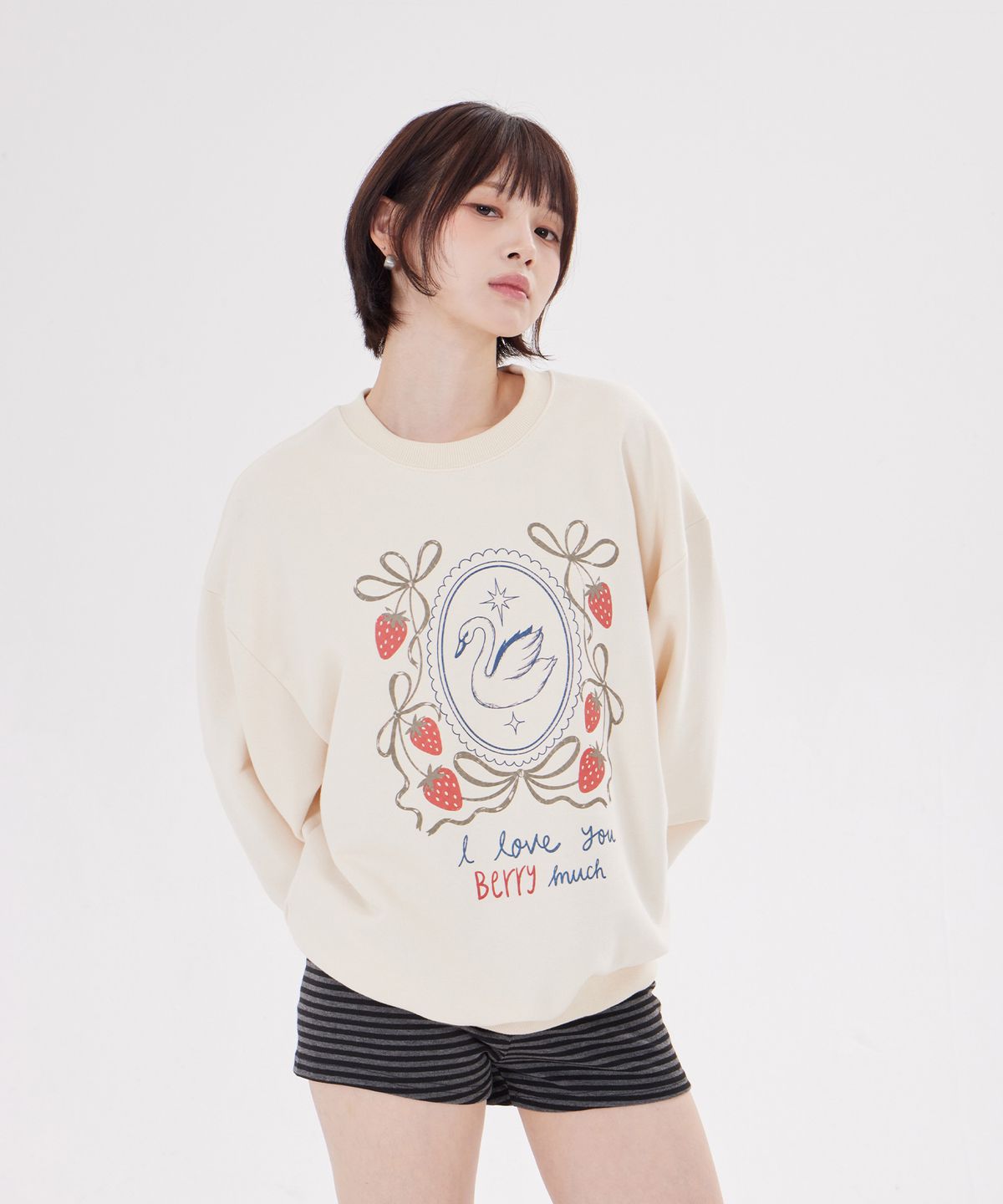 디스펑트(DYSFUNCT) STRAWBERRY SWAN SWEATSHIRT(CREAM)