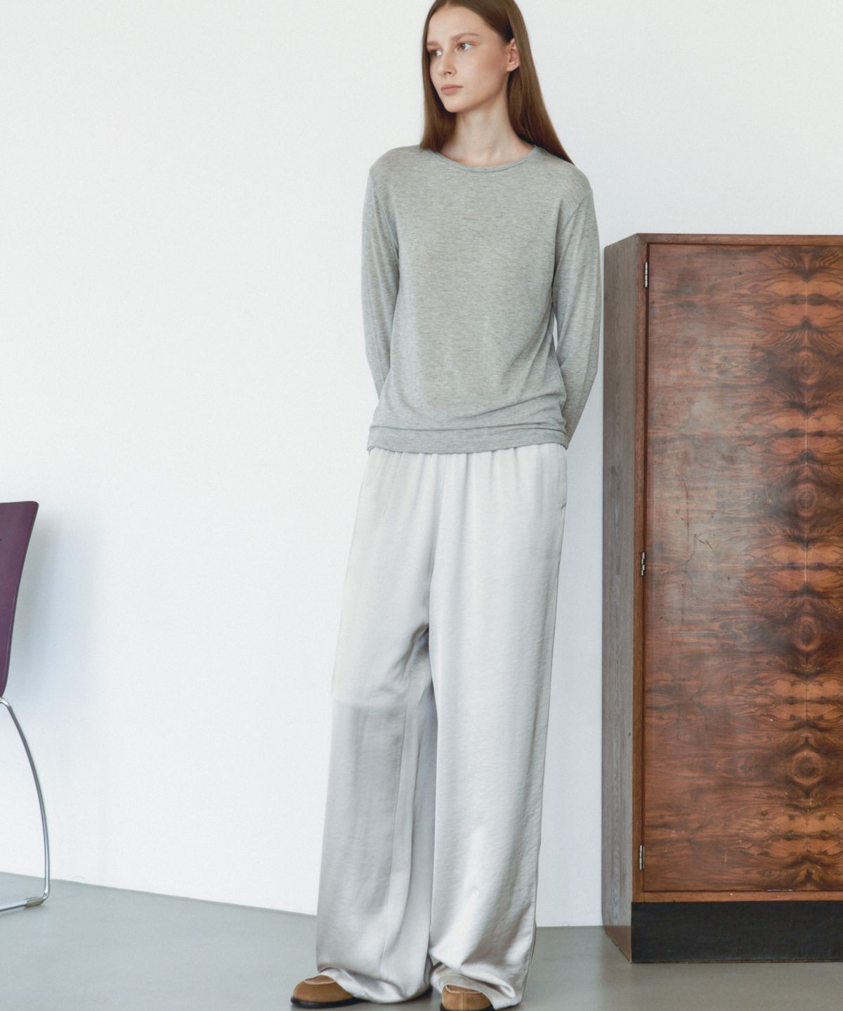더라이(THERYE) Easy Banding Satin Slacks(Beige)