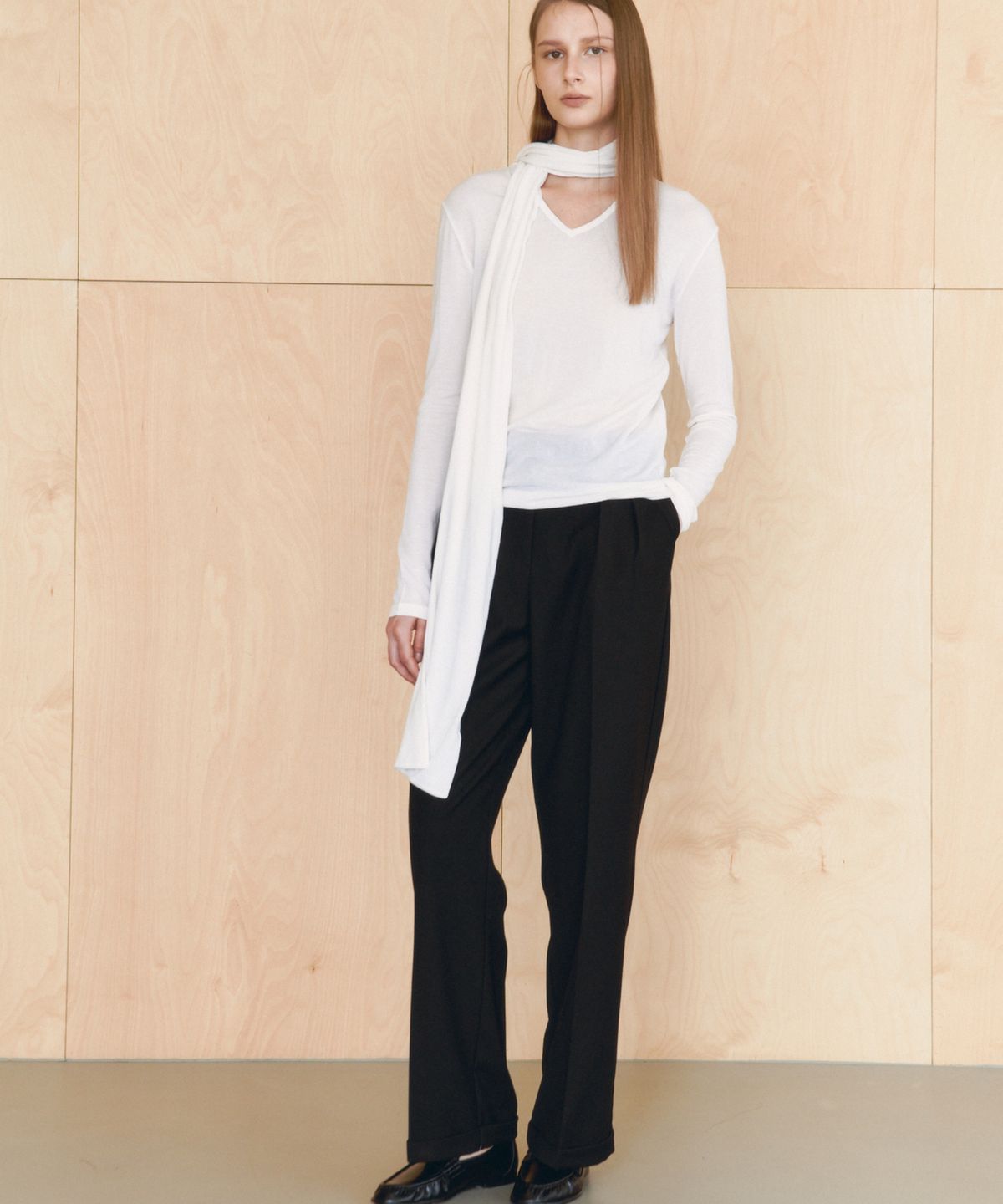 더라이(THERYE) Tailored Wool Pintuck Trousers(Black)