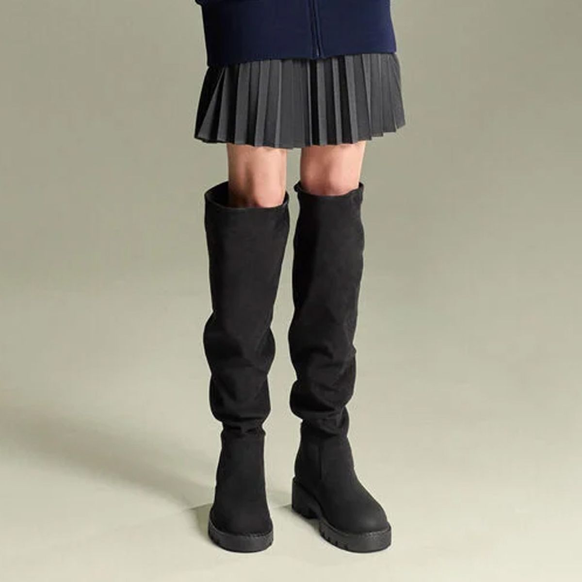 찰스앤키스(CHARLES & KEITH) 카밀라 인조 스웨이드 싸이하이 부츠 2colors CK1-90280087