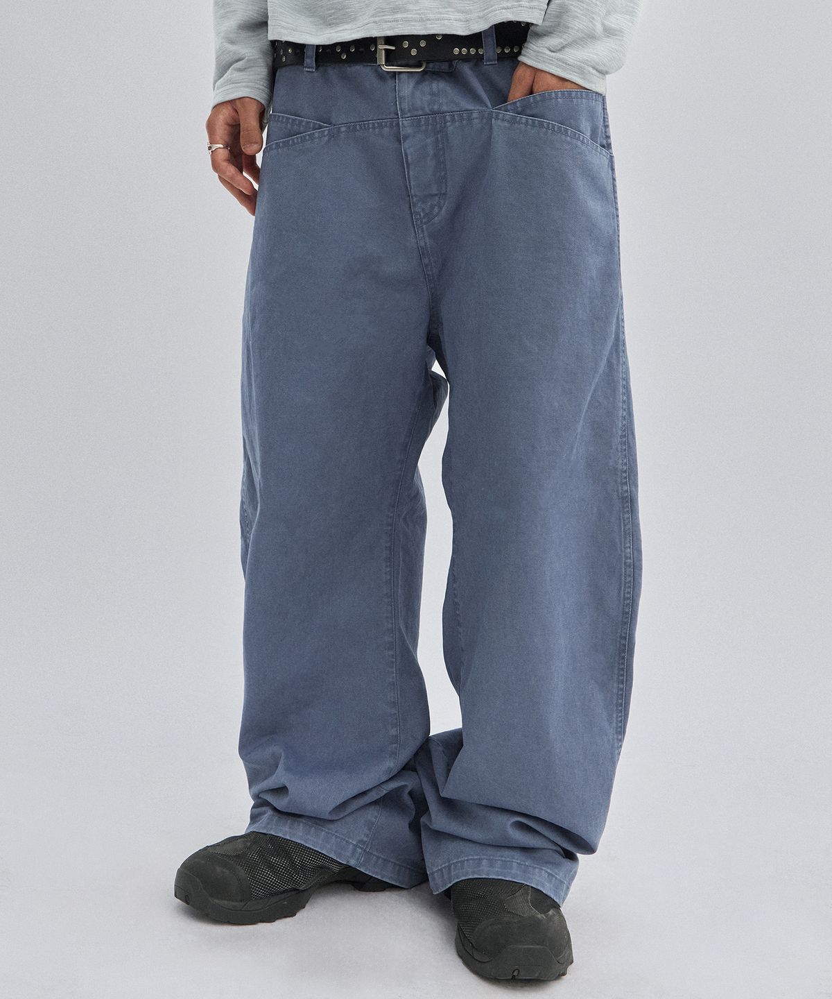 스웨이드(SUADE) [suade X 세종] TWO POCKET PANTS [DUSTY BLUE]