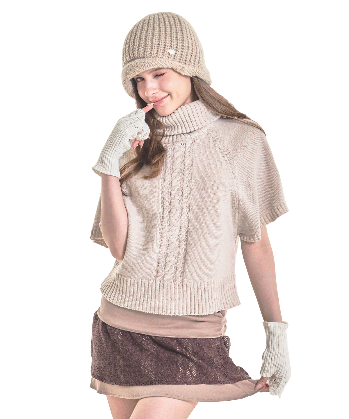 포어링(FORUSRING) Caramel knit half top (beige)
