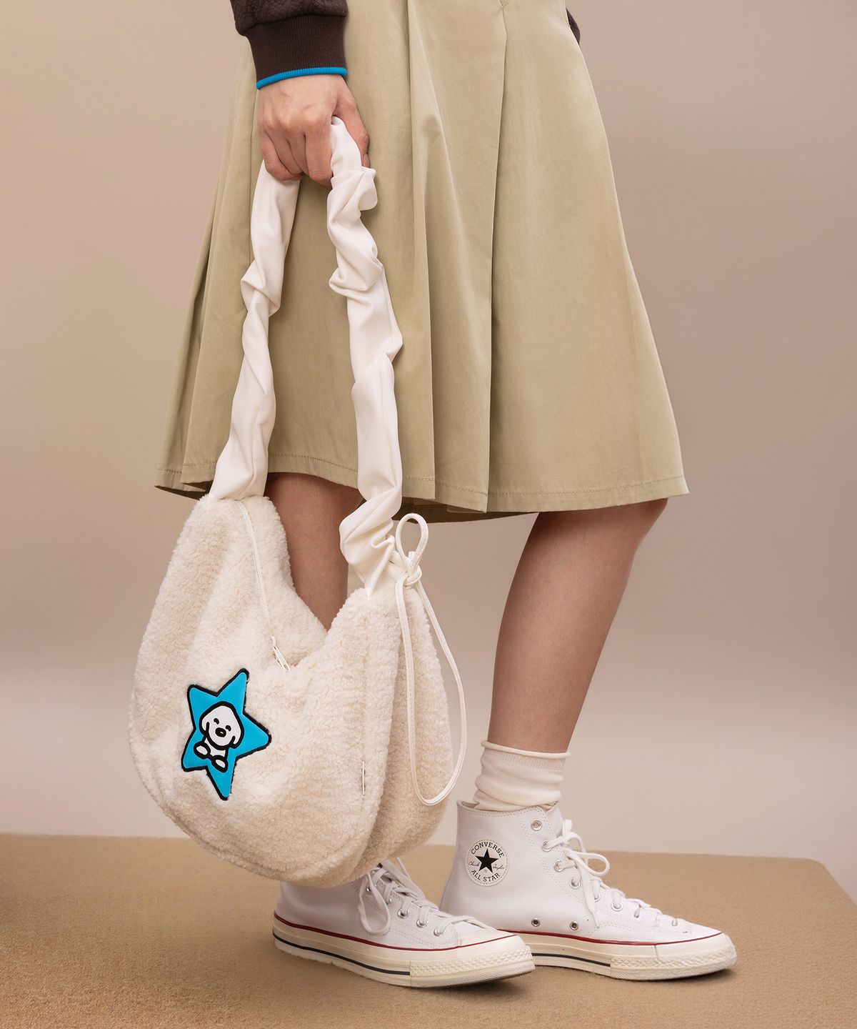 컨버스(CONVERSE) 컨버스 & 마츠이 플러피 크로스백 에그렛 UAC037-W2Y